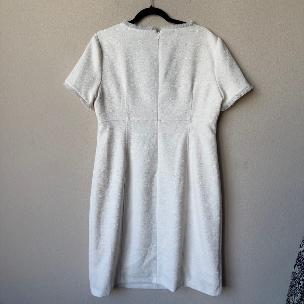 Andrew Marc White Short Sleeve V-Neck Sheath Dress Size 12 - Picture 3 of 7